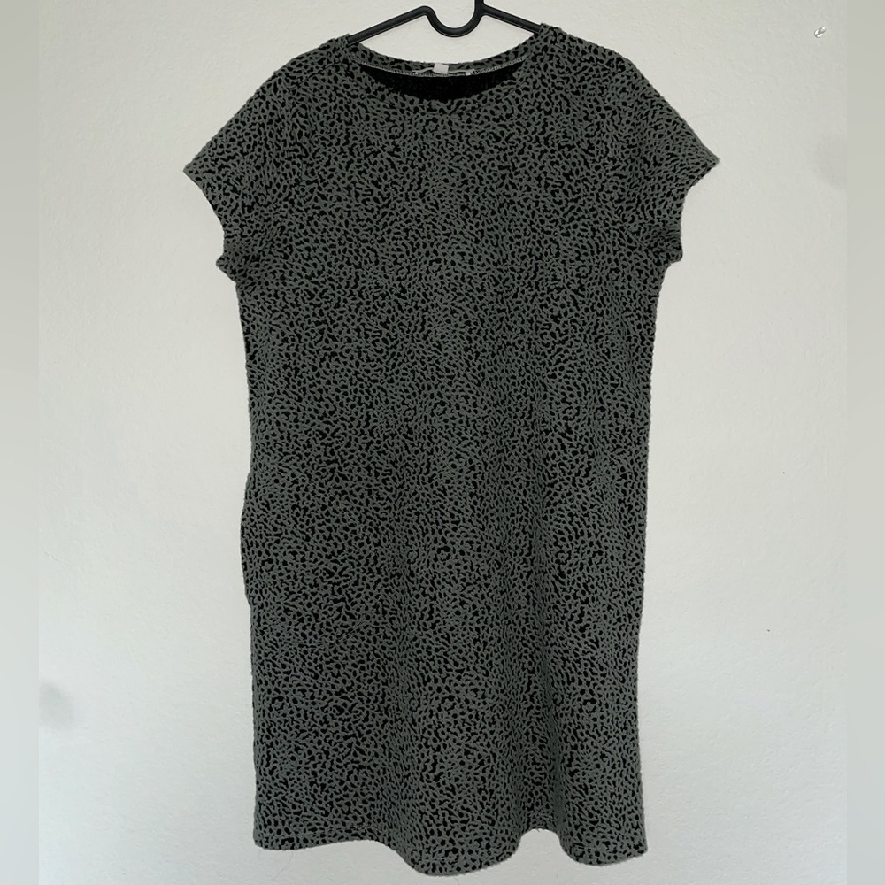 LOFT Petite Black and Green Print Dress